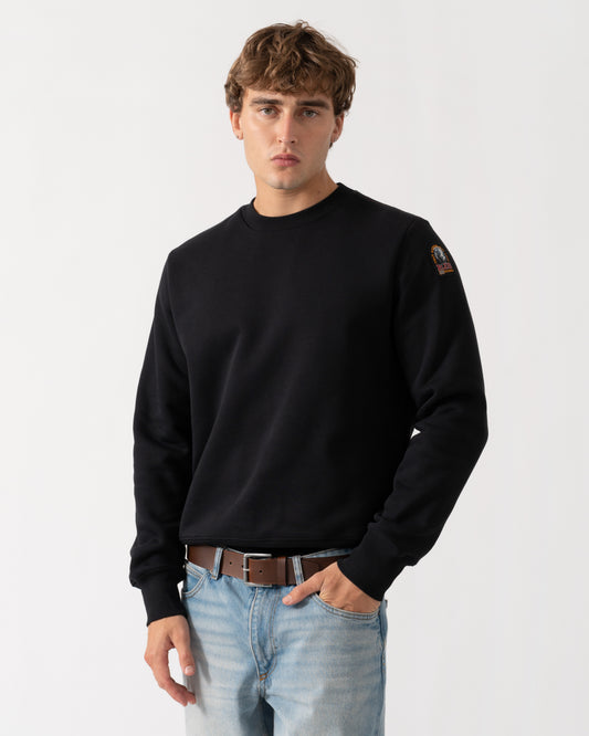 Man wearing Parajumpers K2 Mens Sweatshirt - Black 541