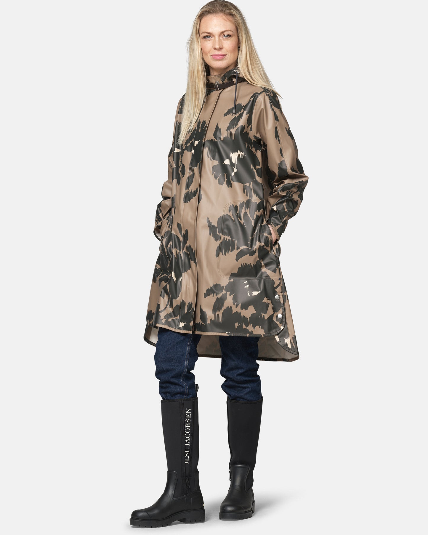 Ilse Jacobsen Rain Print Womens A-Line Rubberised Raincoat - Floral Decors 732