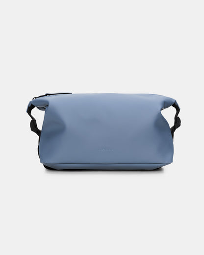 Rains Hilo Wash Bag in 172 Blue Dusk