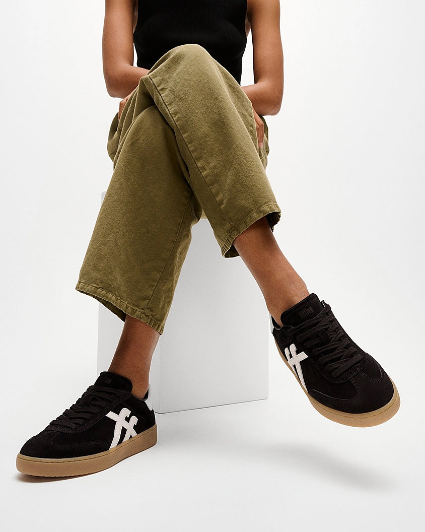 FitFlop The Dash Womens T-Toe Suede Sneakers - Black/Urban White A88