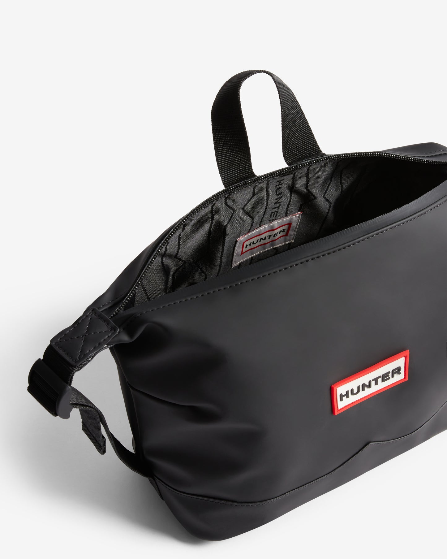 Hunter Downpour Travel Bag - Black | CHO | Designer Unisex Bags