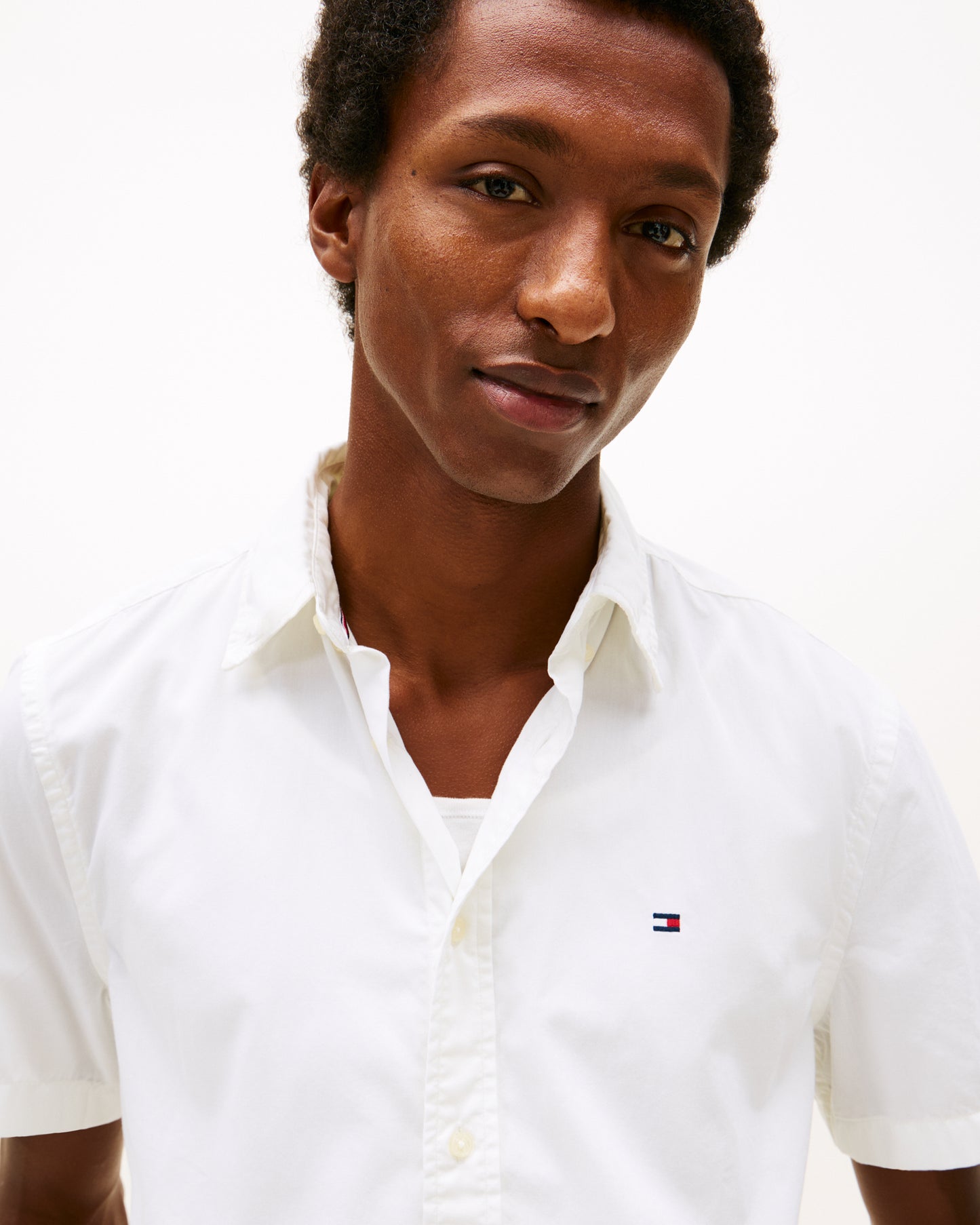 Tommy Hilfiger Core Flex Poplin Solid Mens Short Sleeve Shirt - Optic White