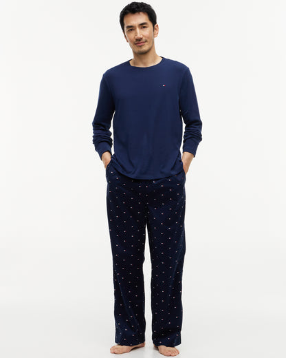 Tommy Hilfiger Long Woven Print Mens Pyjama Set - Carbon Navy/Carbon Navy Flag Aop