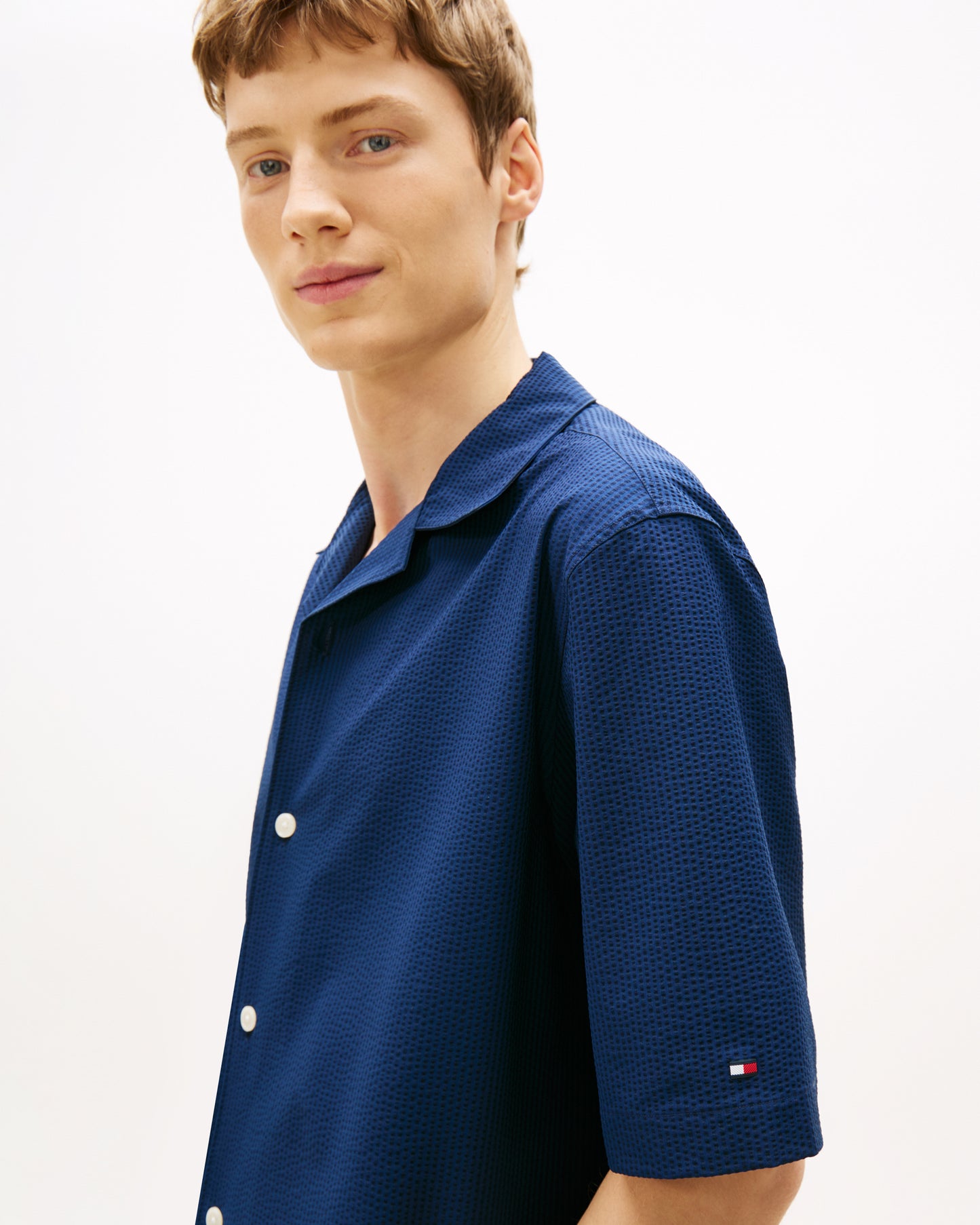 Tommy Hilfiger Performance Seersucker Mens Short Sleeve Shirt - Carbon Navy/Black Stripe