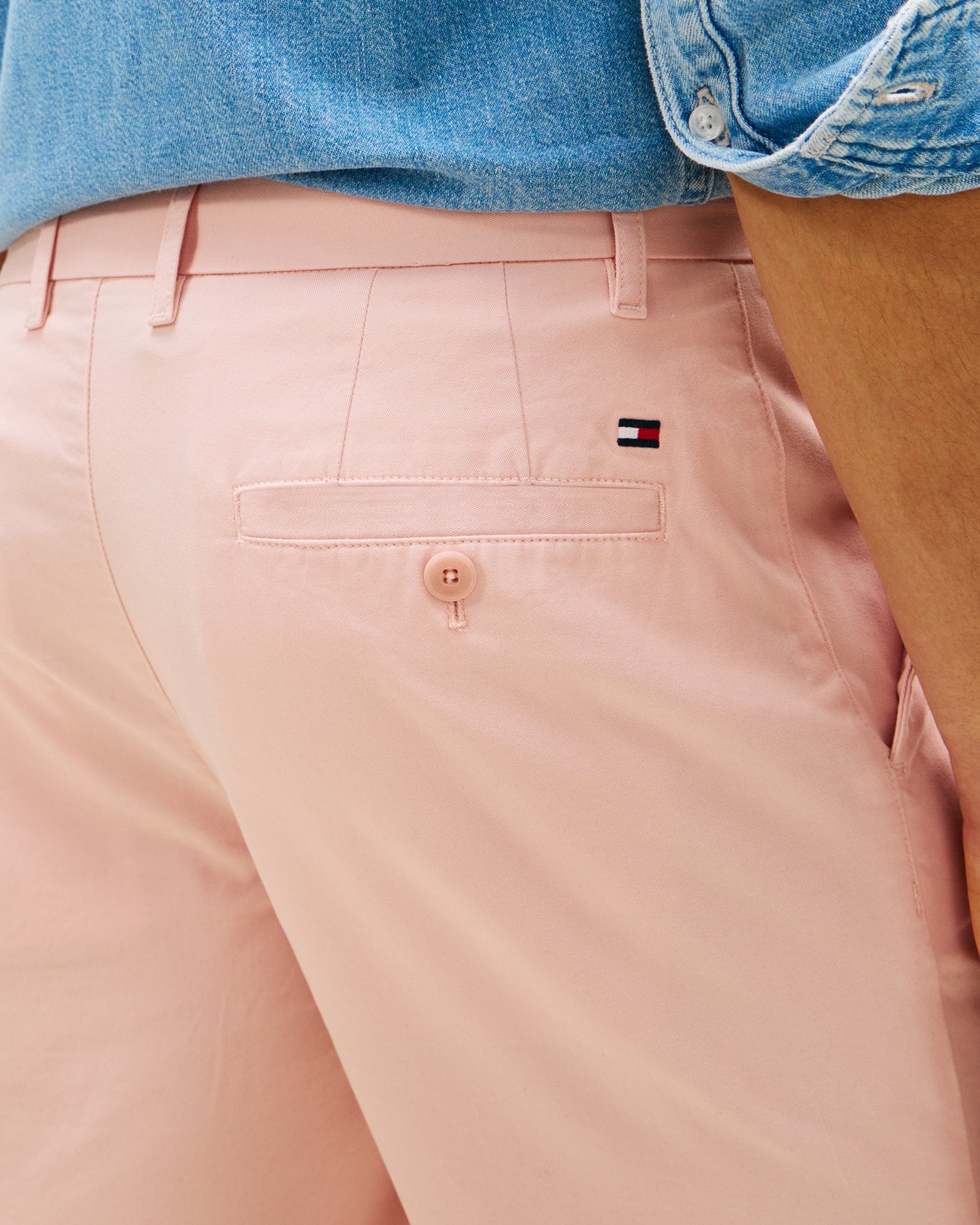 Tommy Hilfiger Denton 9.5 Inch Essential Mens Twill Shorts - Delicate Petal