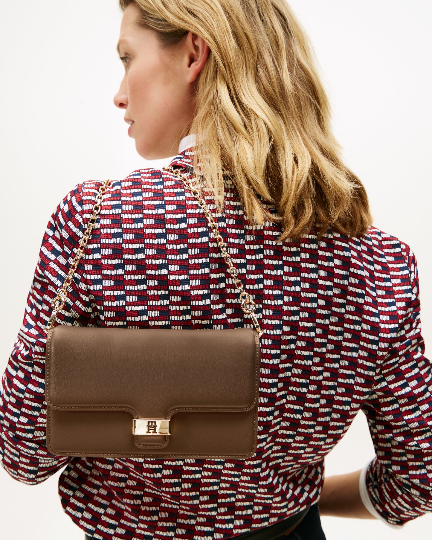 Tommy Hilfiger Heritage Womens Clutch - Nordic Taupe - CHO - Designer Womens Shoulder Bag