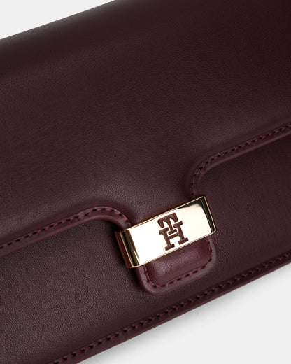 Tommy Hilfiger Heritage Womens Clutch - Marzemino - CHO - Designer Womens Shoulder Bag