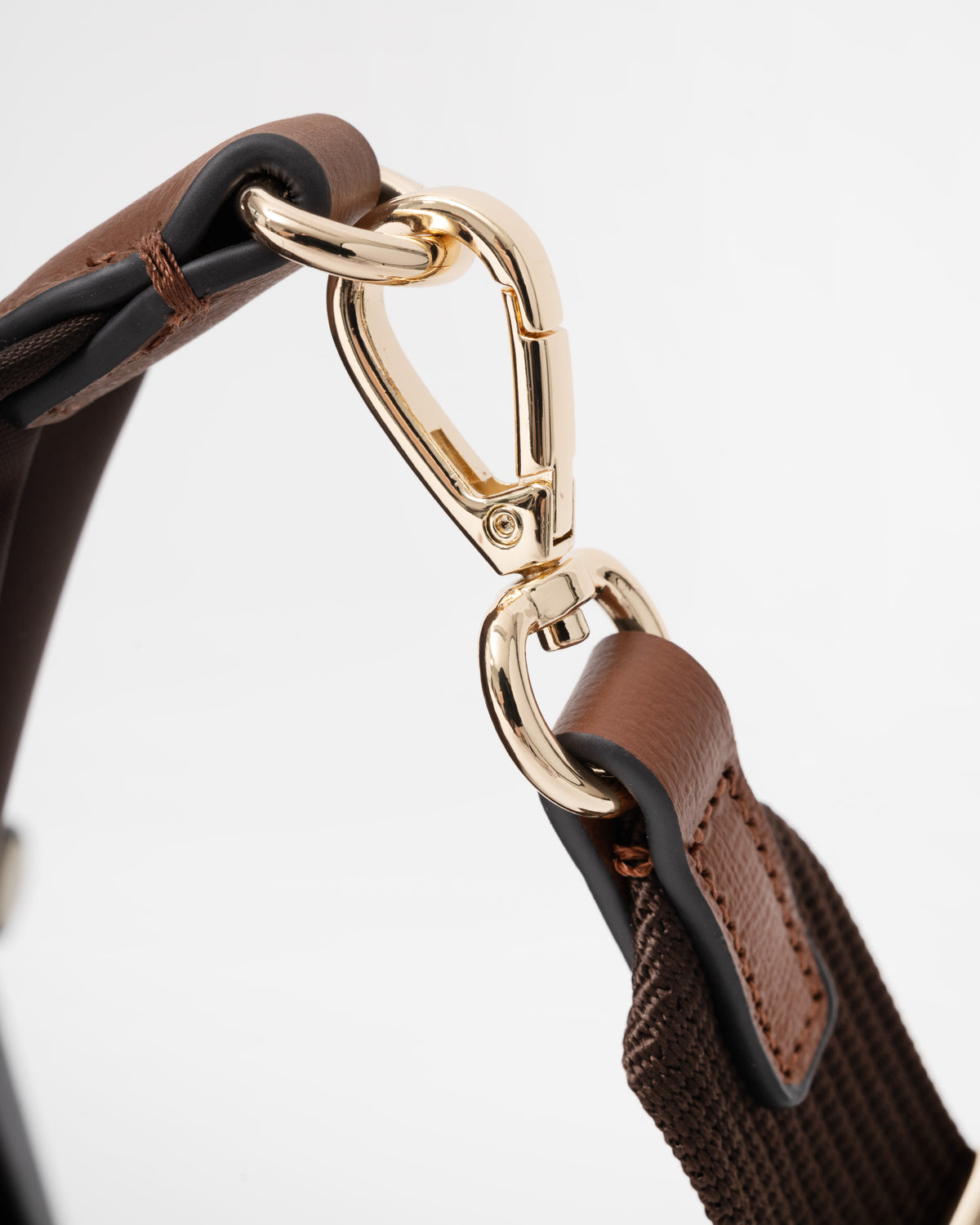 Strap on the Tommy Hilfiger's Popette Womens Mini Tote Bag in Fondant Brown
