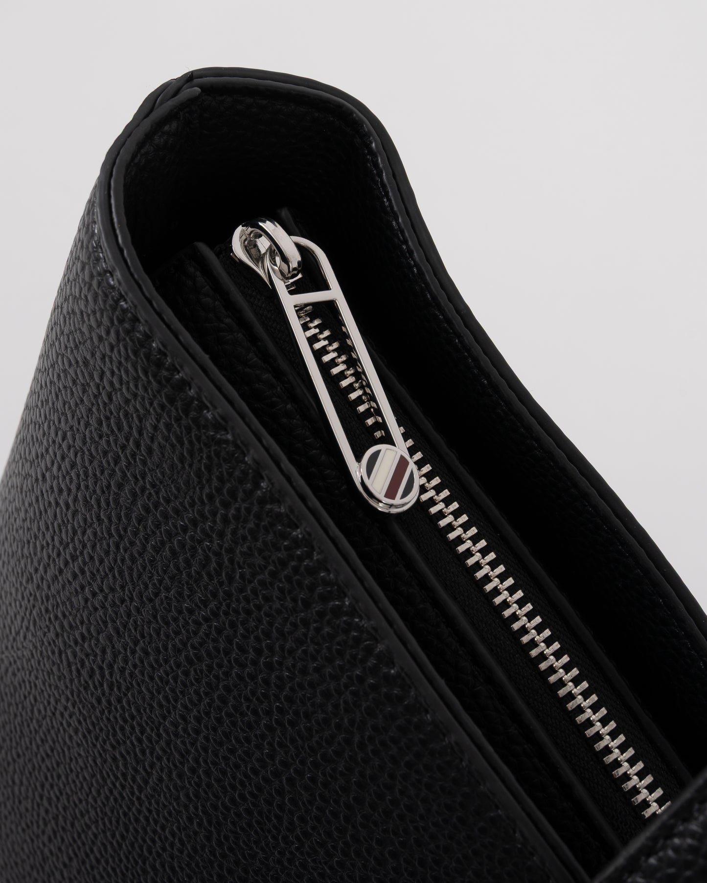 Tommy Hilfiger TH Emblem Womens Tote Bag - Black | CHO | Designer Womens Tote Bags