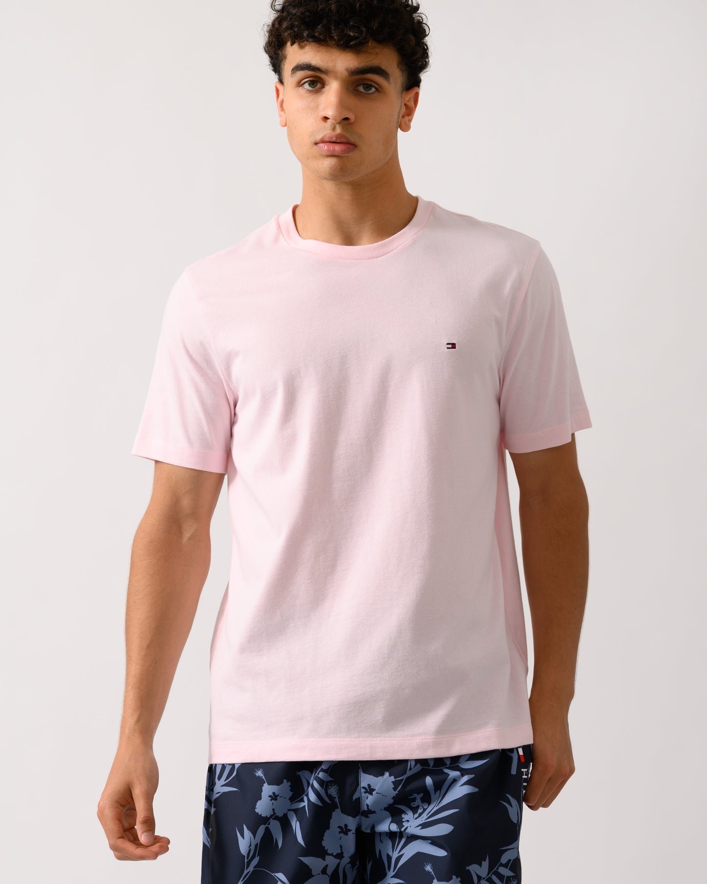 Tommy Hilfiger Essential Seasonal Regular Fit Solid Mens T-Shirt - Pink Lily