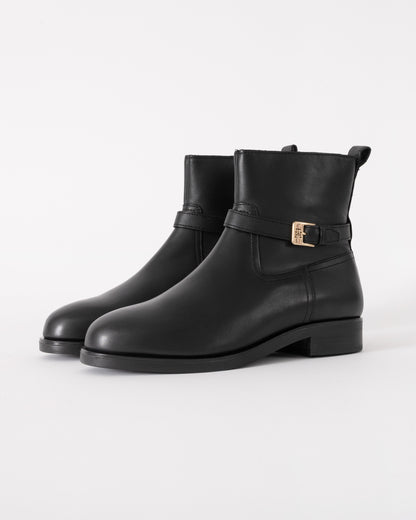 Tommy Hilfiger TH Buckle Womens Riding Leather Booties in Black