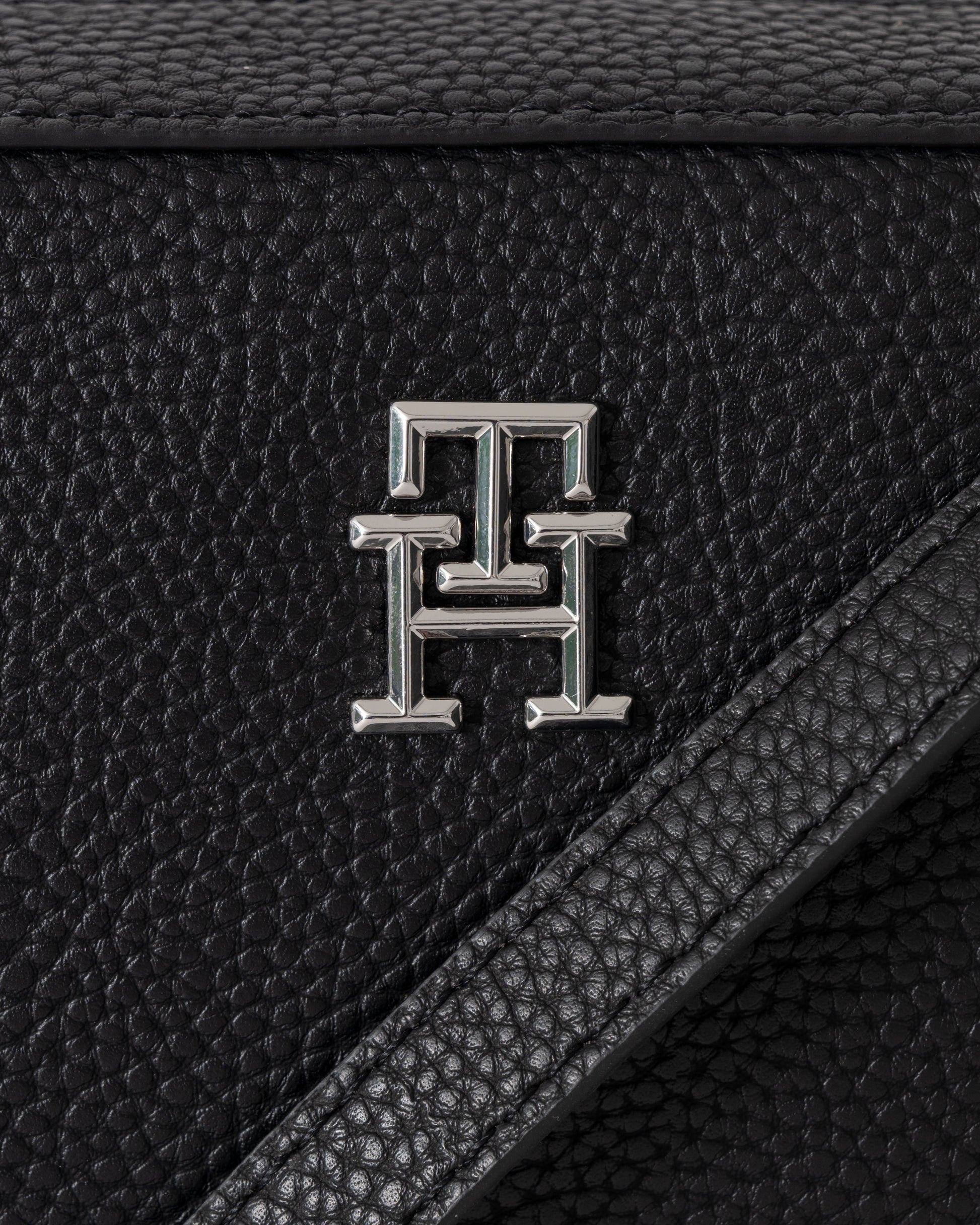 Tommy Hilfiger TH Emblem Womens Camera Bag - Black | CHO | Designer Womens Shoulder Bags