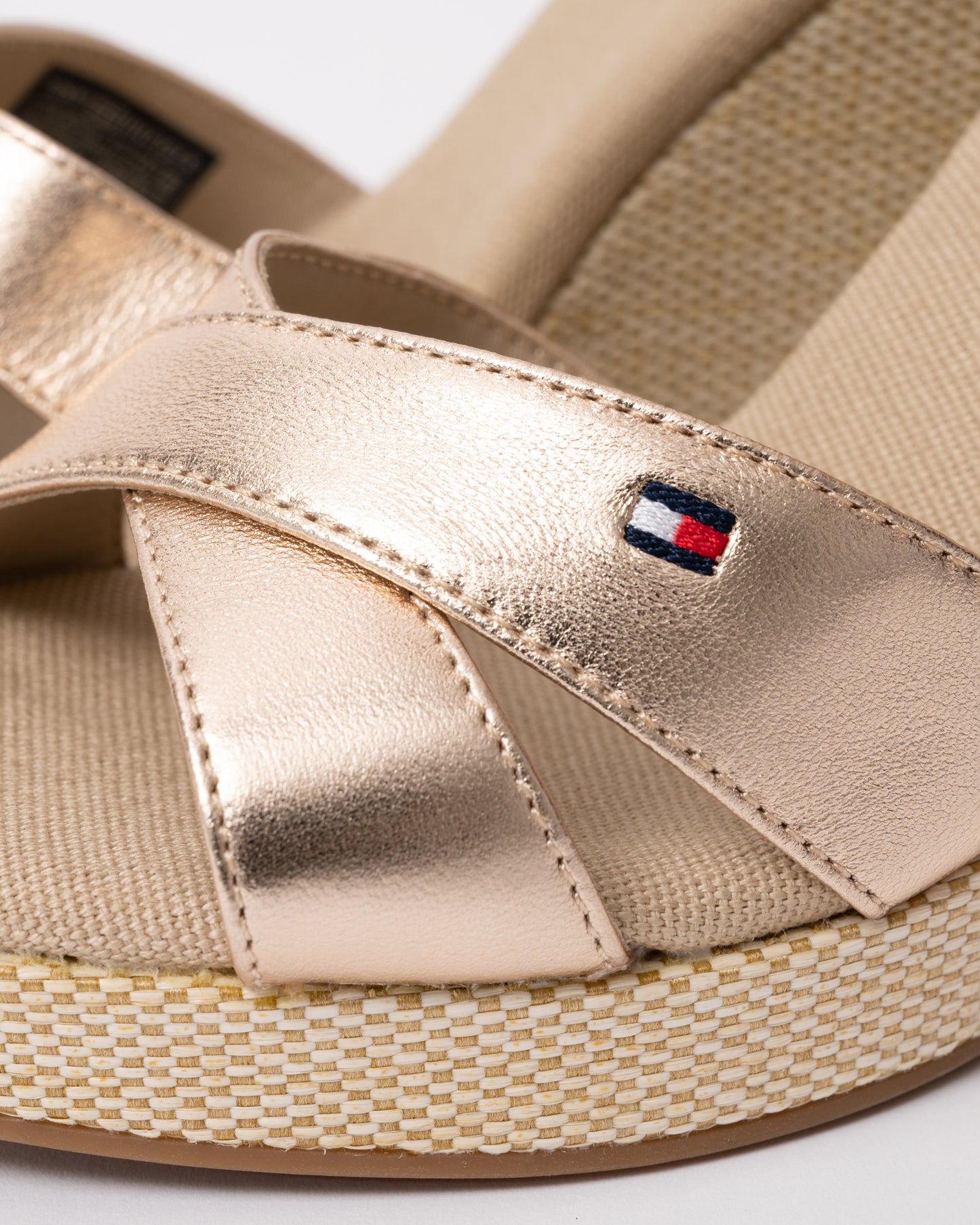 Tommy Hilfiger Womens Metallic Wedge Espadrille Sandals