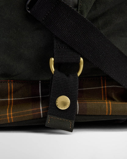 Barbour Field Unisex Wax Holdall - Sage/Classic | CHO | Designer Unisex Duffel Bags