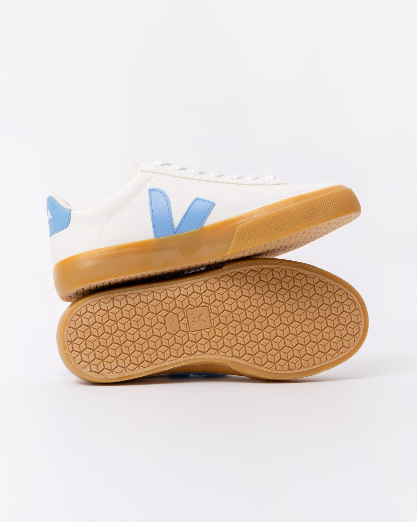 Veja Campo Leather Womens Trainers - White/Aqua