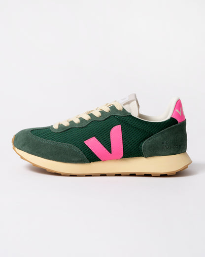 side detail of a pair of Veja Rio Branco II Alveomesh Womens Trainers in Poker-Sari colourway