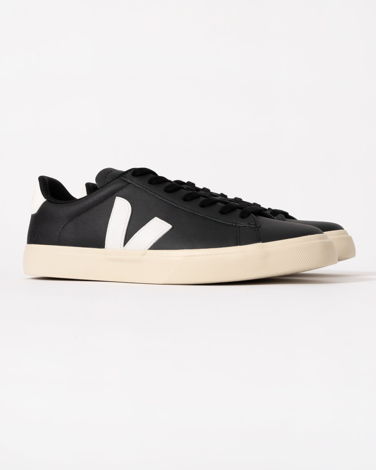 Veja Campo Leather Mens Trainers - Black/White - CHO - Designer Mens Trainers