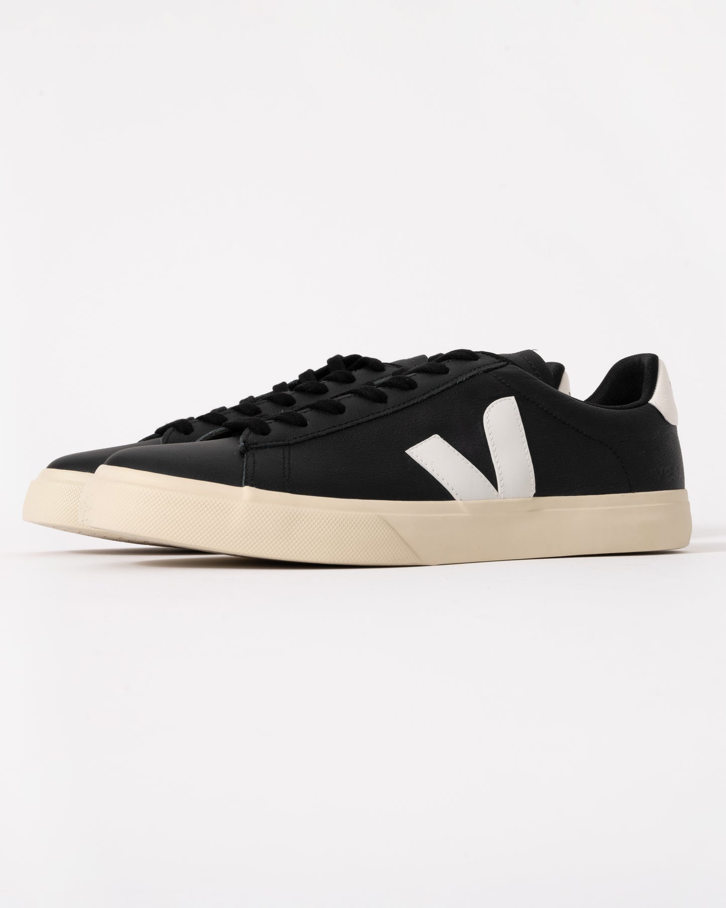 Veja Campo Leather Mens Trainers - Black/White - CHO - Designer Mens Trainers