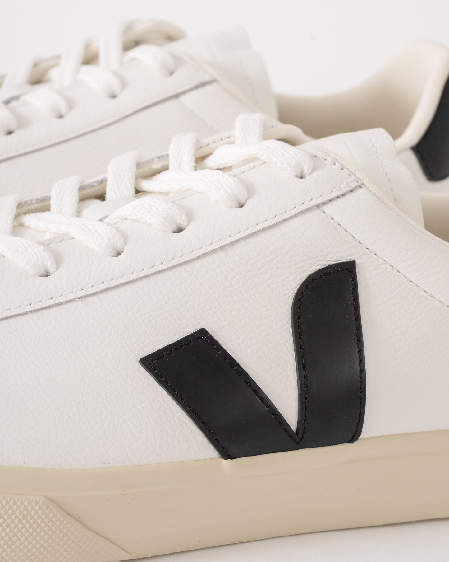 Veja Campo Leather Mens Trainers - White/Black - CHO - Designer Mens Trainers