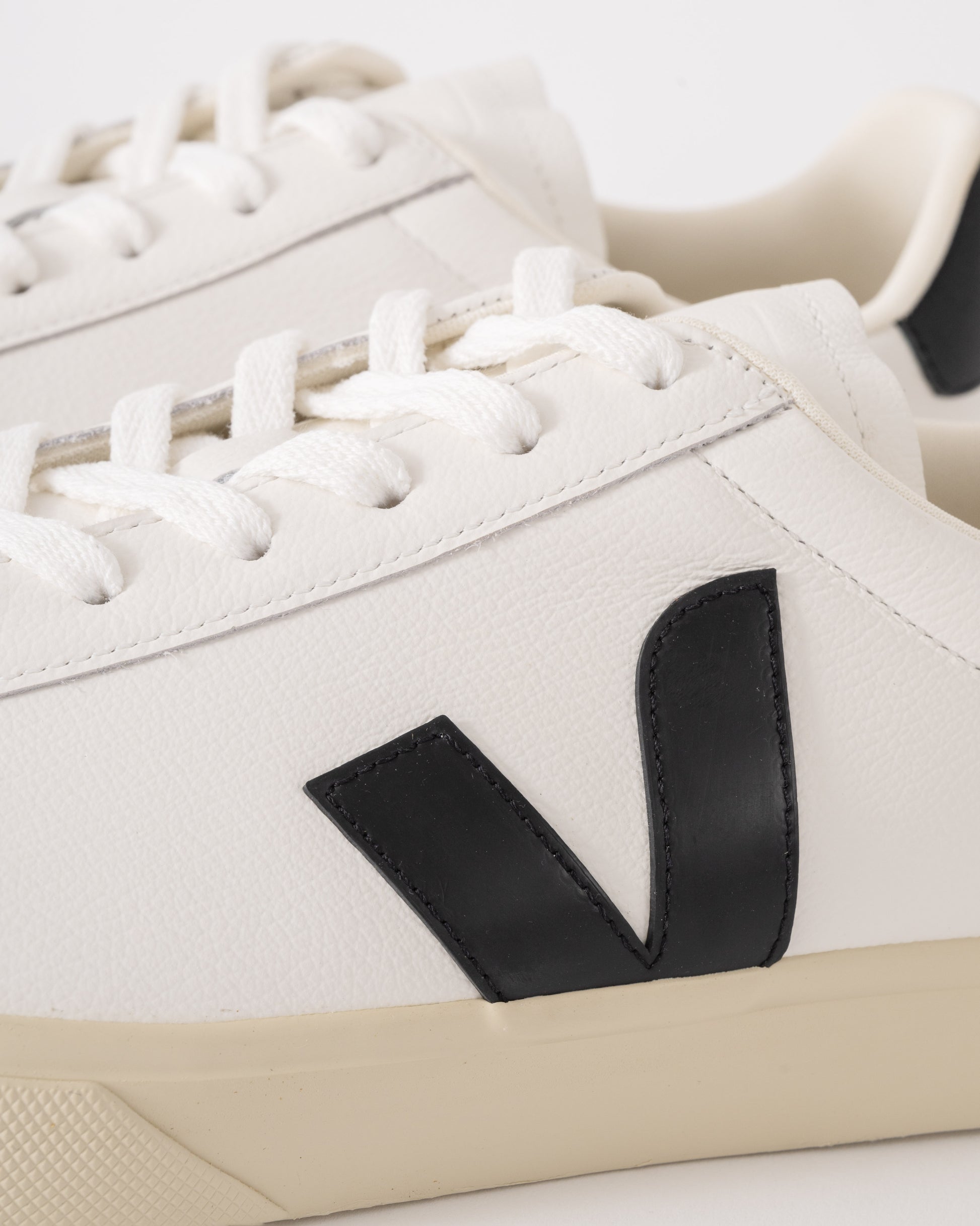 Veja Campo Leather Mens Trainers - White/Black - CHO - Designer Mens Trainers
