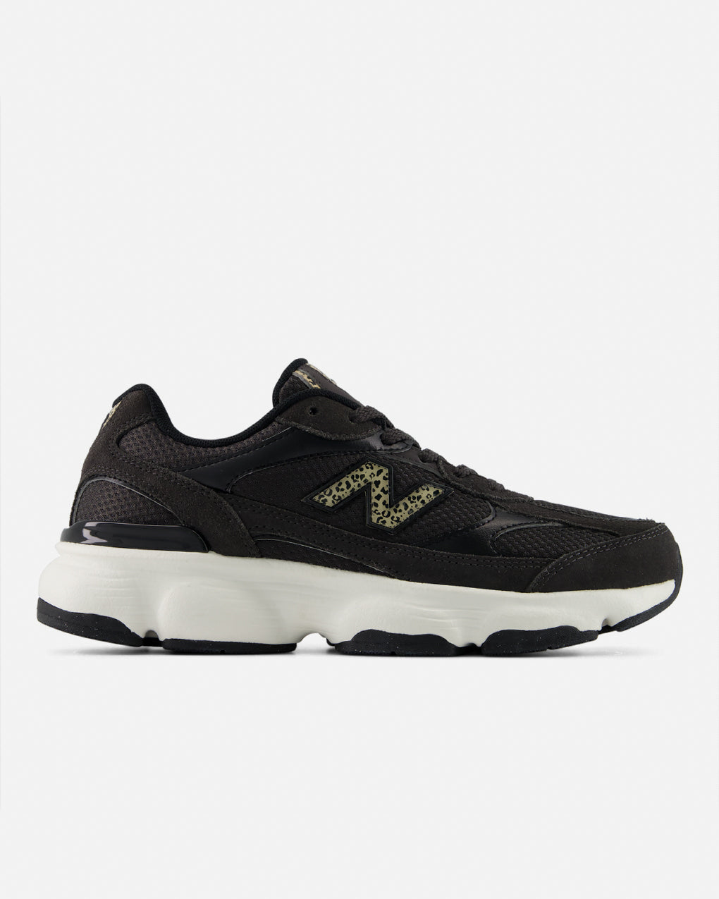 New Balance 603 Womens Trainers - Black Cement