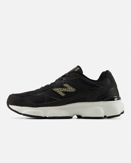 New Balance 603 Womens Trainers - Black Cement