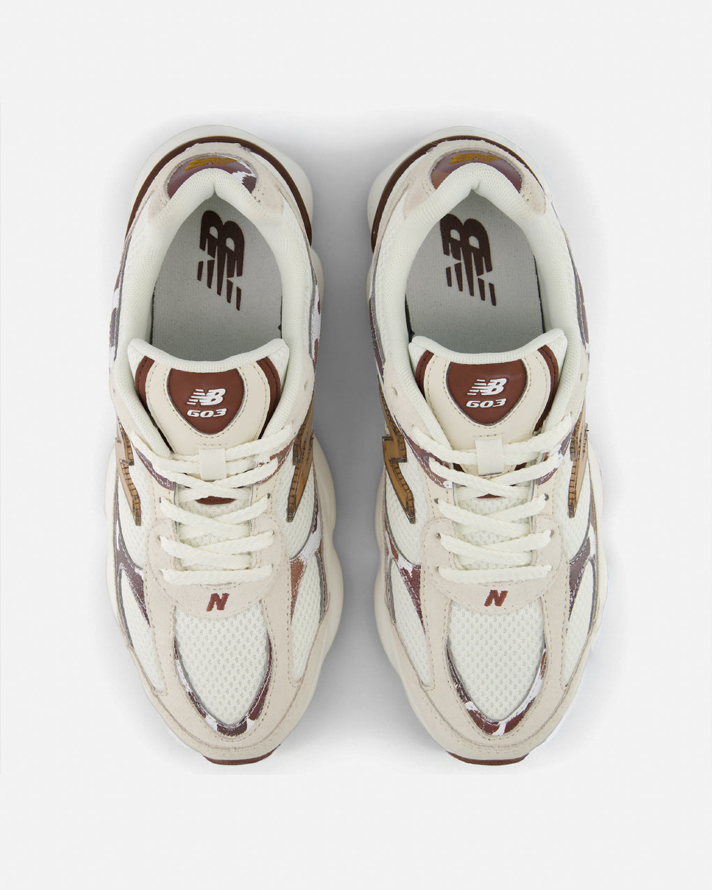 New Balance 603 Womens Trainers - Sea Salt