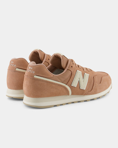New Balance 373V2 Womens Trainers in Landslide - heel