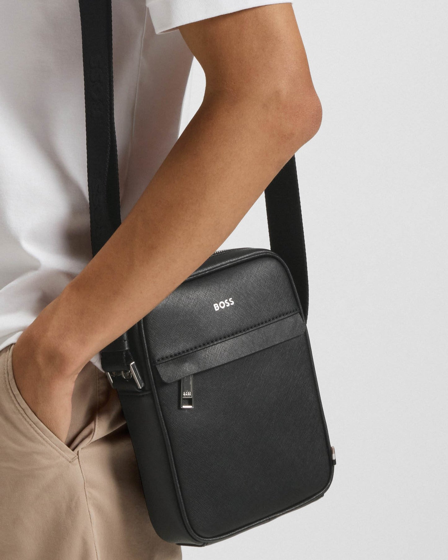 BOSS Orange Mens Zair_NS zip Mens Bag 50483566 - Black 001