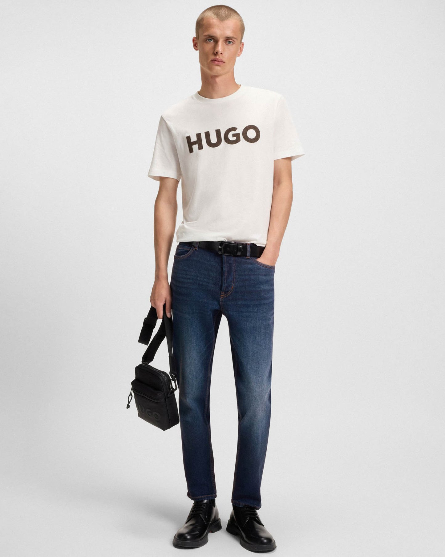 HUGO 634 Mens Tapered-Fit Jeans in Stretch Denim - Dark Blue 409