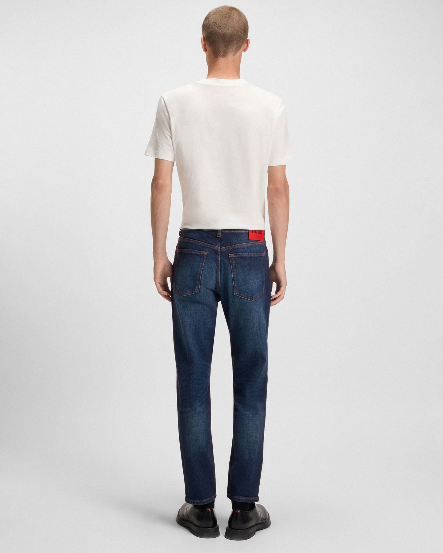 HUGO 634 Mens Tapered-Fit Jeans in Stretch Denim - Dark Blue 409