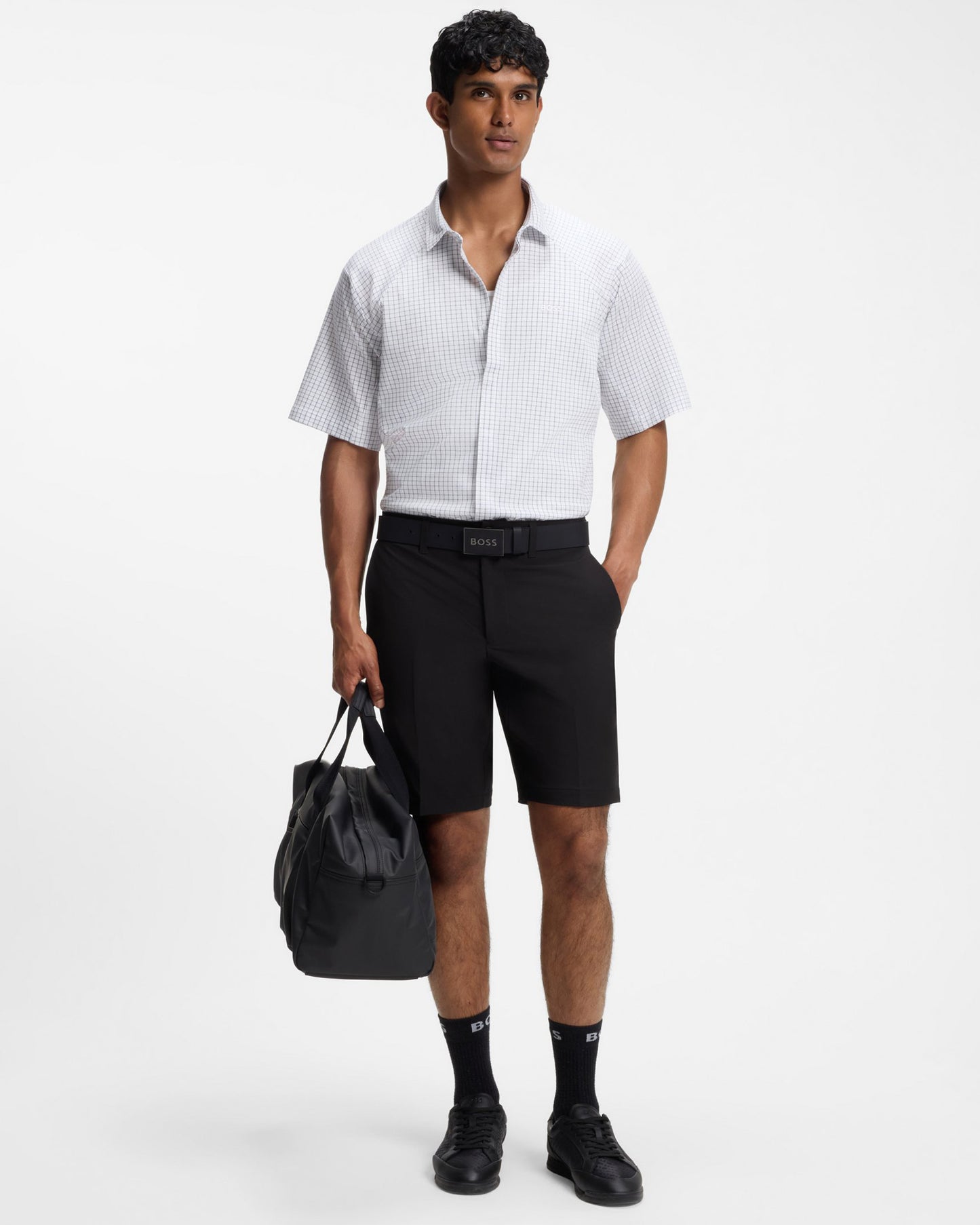 BOSS Green S_Commuter Mens Slim-fit shorts in water-repellent stretch fabric - Black 001