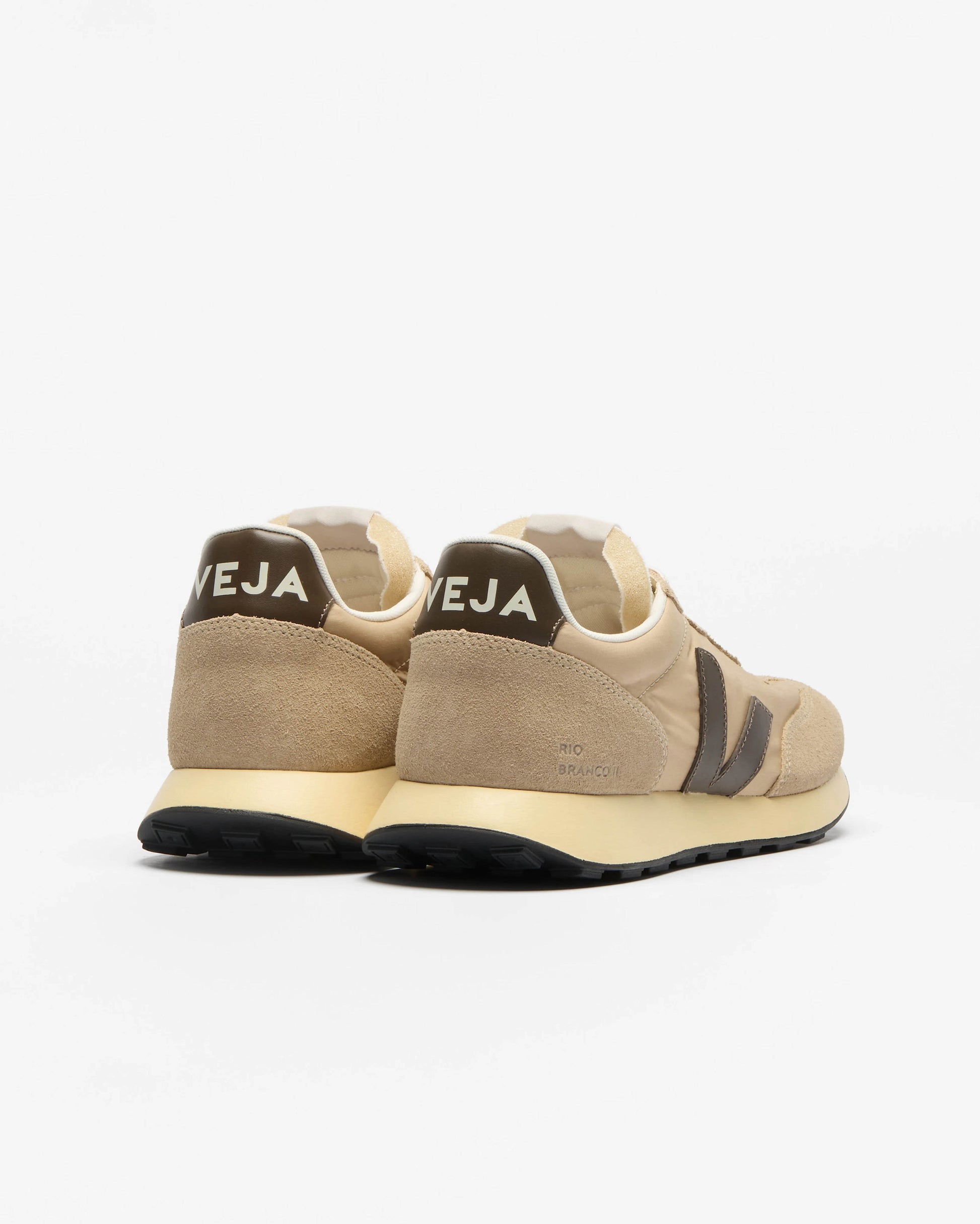 VEJA Rio Branco II Lite Nolyn Womens Trainers - Almond/Sahara/Eagle | CHO | Designer Womens Trainers