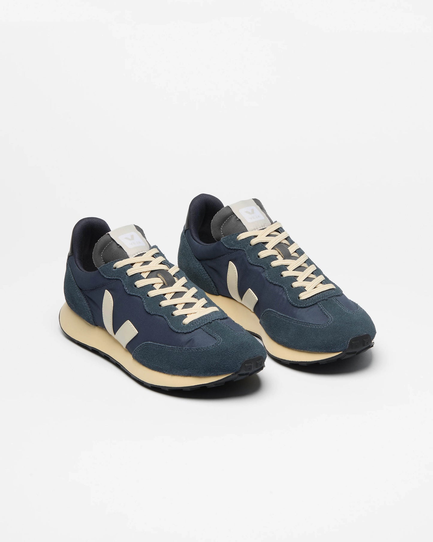 VEJA Rio Branco II Lite Nolyn Mens Trainers - Nautico/Pierre