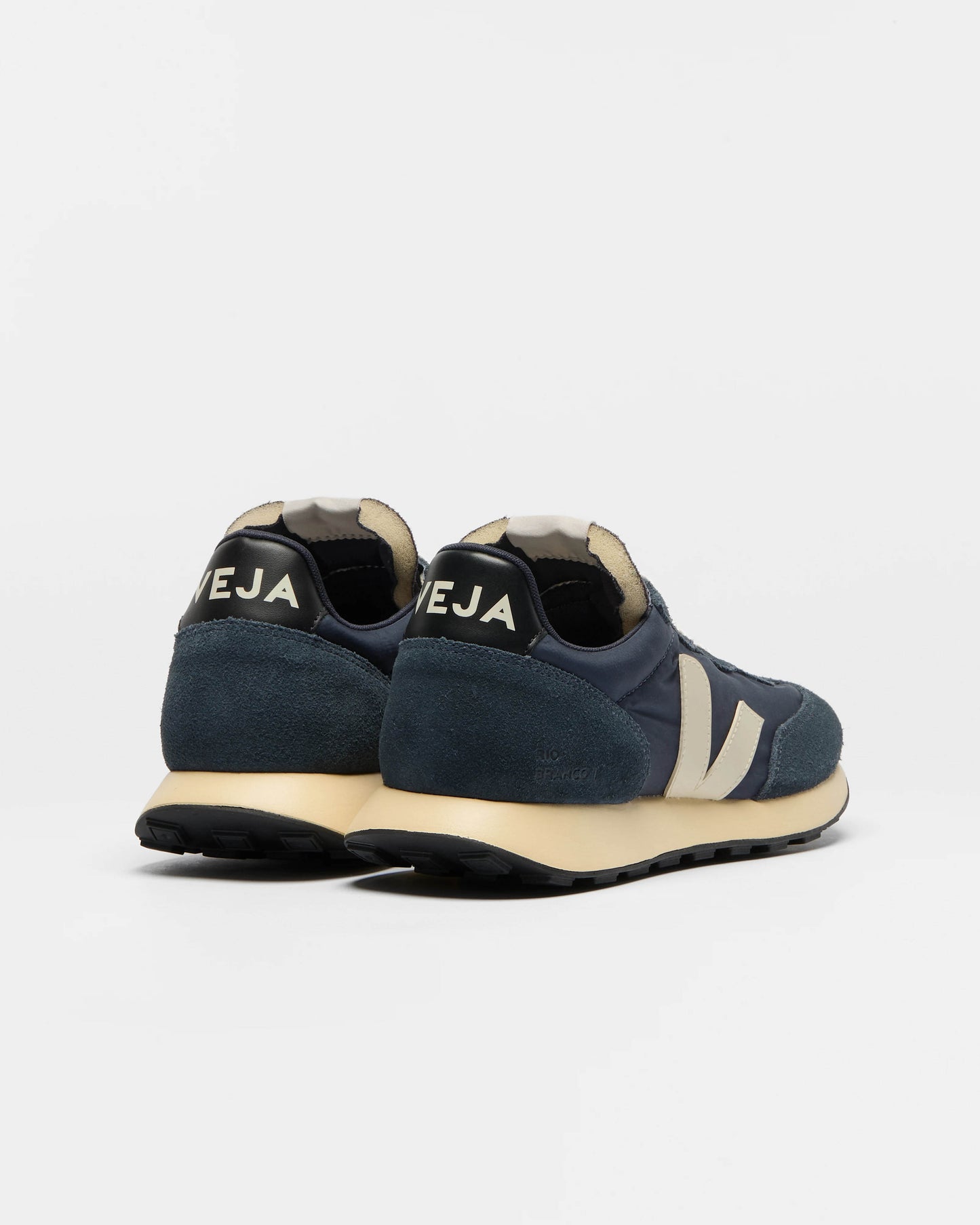 VEJA Rio Branco II Lite Nolyn Mens Trainers - Nautico/Pierre