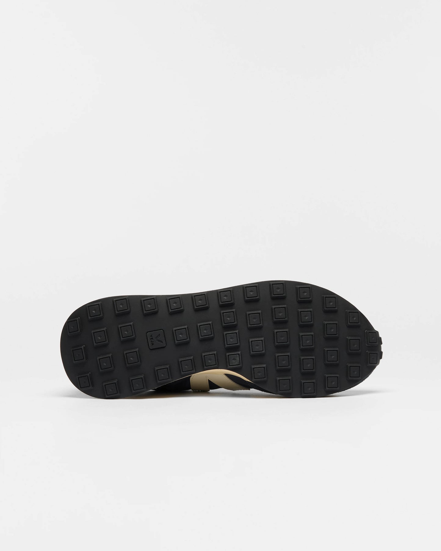 VEJA Rio Branco II Lite Nolyn Mens Trainers - Nautico/Pierre