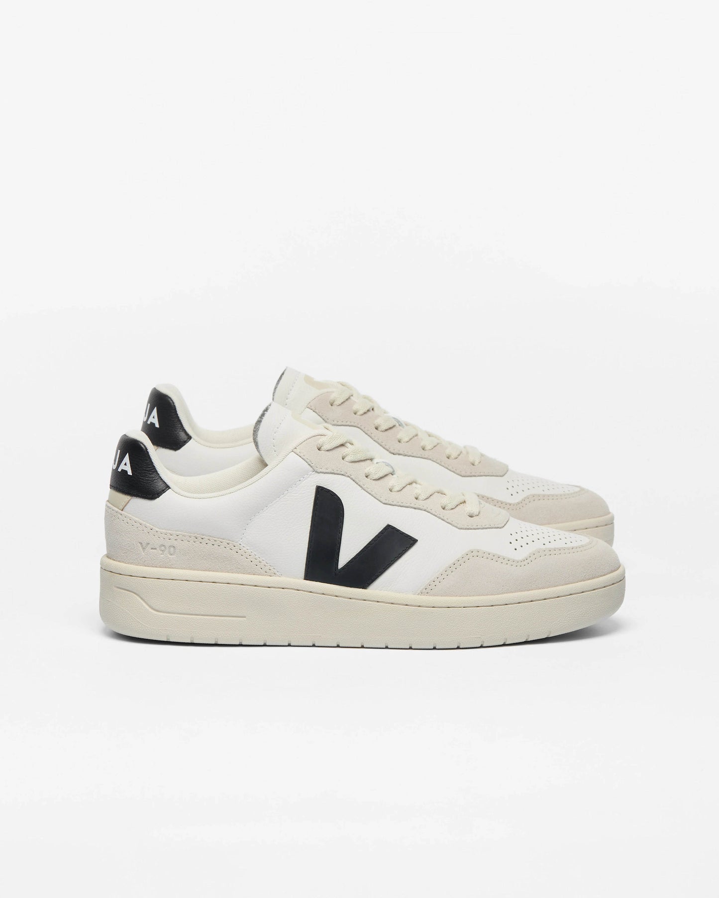 VEJA V-90 OT Leather Mens Trainers - White/Black